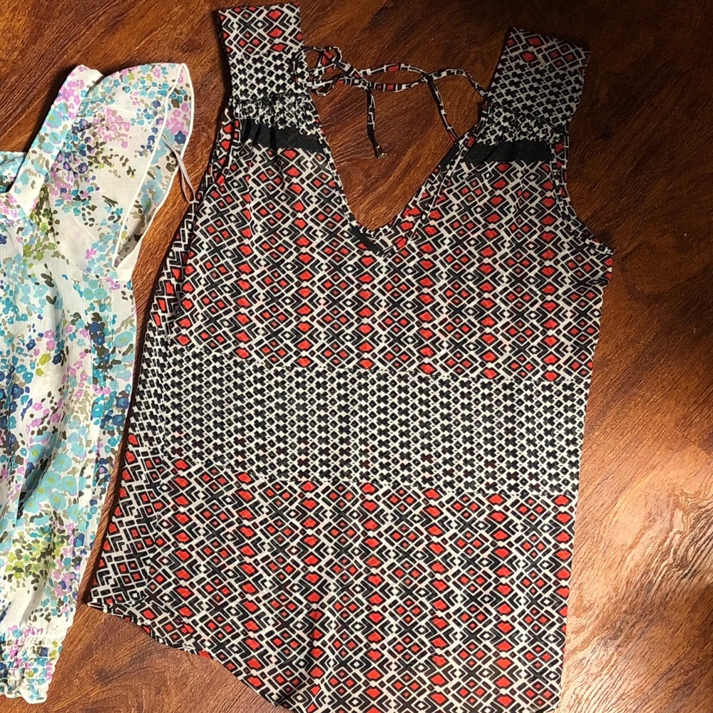 Flowy tie-back blouse
